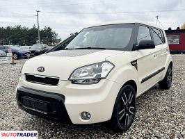 Kia Soul 2010 1.6 126 KM