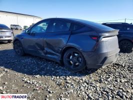Tesla Model Y 2026