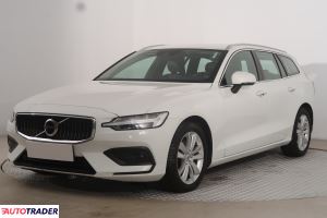 Volvo V60 2019 2.0 187 KM