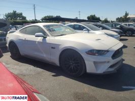 Ford Mustang 2020 5