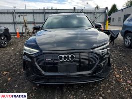 Audi E-tron 2021