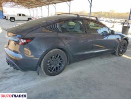 Tesla Model 3 2025