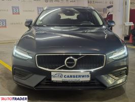 Volvo V60 2019 2.0 190 KM