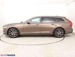 Volvo V90 2018 2.0 231 KM