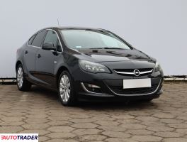 Opel Astra 2014 1.4 138 KM