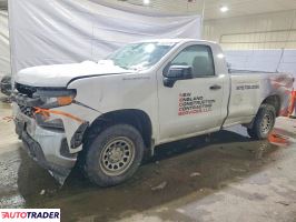 Chevrolet Silverado 2020 4