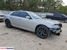 Chrysler 300C 2021 3