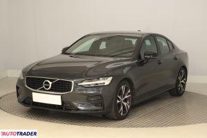 Volvo S60 2019 2.0 187 KM
