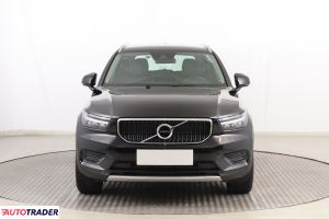 Volvo XC40 2018 2.0 147 KM