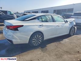 Nissan Altima 2025 2