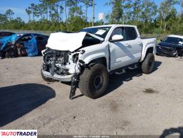 Toyota Tacoma 2024 2
