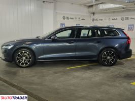 Volvo V60 2019 2.0 190 KM