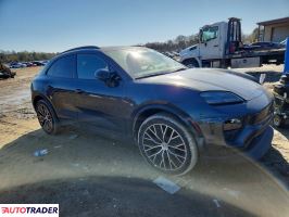 Porsche Macan 2025