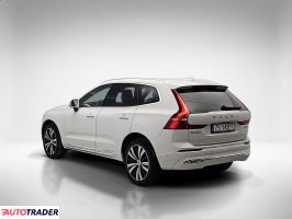 Volvo XC60 2022 2.0 250 KM