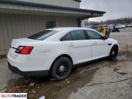 Ford Taurus 2019 3