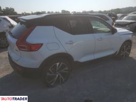 Volvo XC40 2022 2