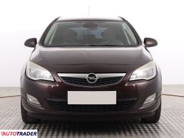 Opel Astra 2012 1.4 138 KM