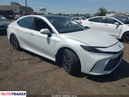 Toyota Camry 2025 2
