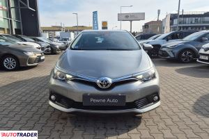 Toyota Auris 2017 1.6 132 KM