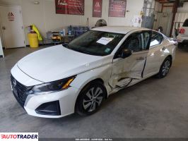 Nissan Altima 2024 2