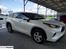 Toyota Highlander 2020 3