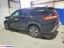 Nissan Pathfinder 2022 3