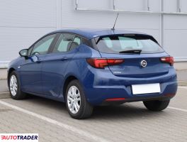 Opel Astra 2019 1.2 108 KM