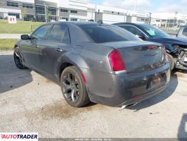 Chrysler 300C 2022 3