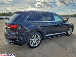 Audi Q7 2021 3