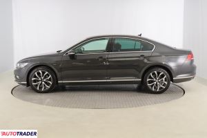 Volkswagen Passat 2021 2.0 197 KM