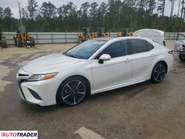 Toyota Camry 2020 3