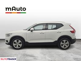 Volvo XC40 2022 1.5 163 KM
