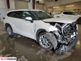 Toyota Highlander 2020 3