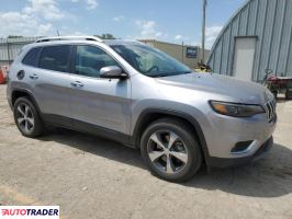 Jeep Cherokee 2019 3