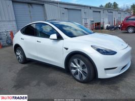 Tesla Model Y 2023 Tesla Model Y 2023