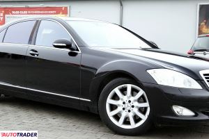 Mercedes S-klasa 2006 5.5 387 KM