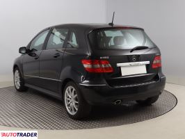 Mercedes B-klasa 2011 2.0 107 KM