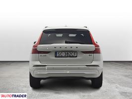 Volvo XC60 2022 2.0 197 KM