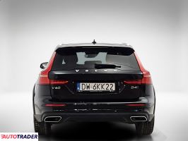 Volvo V60 Cross Country 2020 2.0 190 KM