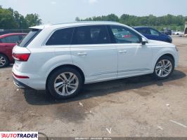Audi Q7 2021 3