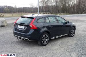 Volvo V60 Cross Country 2017 2.0 190 KM