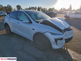 Tesla Model Y 2026