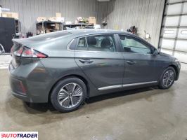 Hyundai IONIQ Hybrid 2021 1