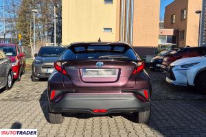 Toyota C-HR 2023 1.8 122 KM