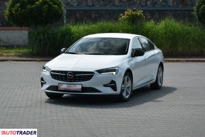 Opel Insignia 2020 2.0 200 KM