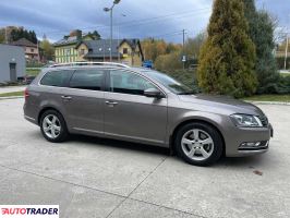 Volkswagen Passat 2011 2.0 140 KM