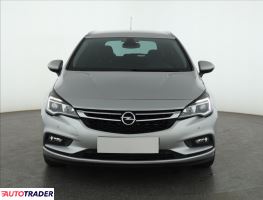 Opel Astra 2017 1.4 123 KM