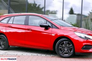 Opel Astra 2020 1.3 145 KM