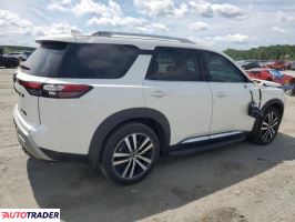 Nissan Pathfinder 2023 3