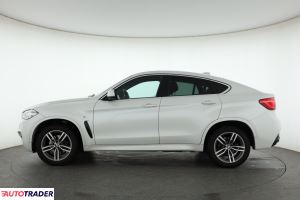 BMW X6 2016 3.0 254 KM